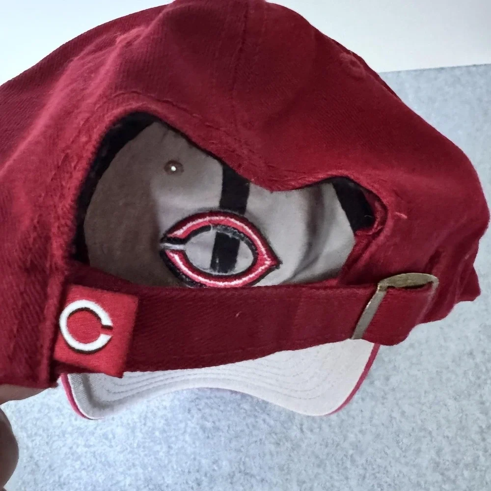 Cincinnati Reds Hat Cap Strap Back Mens One Size Red MLB Baseball Fan Favorite